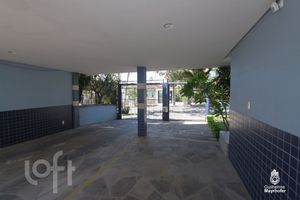Image 30 - 236618