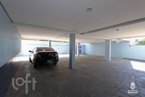 Image 29 - 236618
