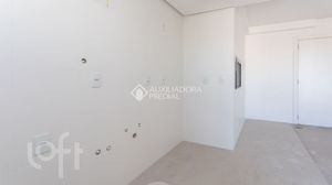 Image 4 - 236648