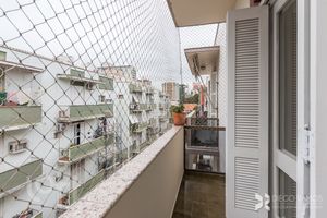 Image 2 - 236685