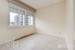 Image 22 - 236685