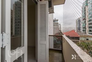 Image 1 - 236685