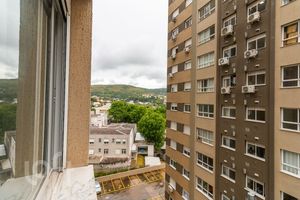 Image 19 - 236712