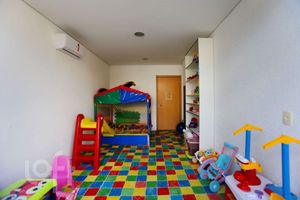 Image 30 - 236768