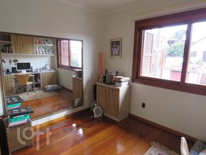 Image 19 - 236842