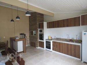 Image 4 - 236842