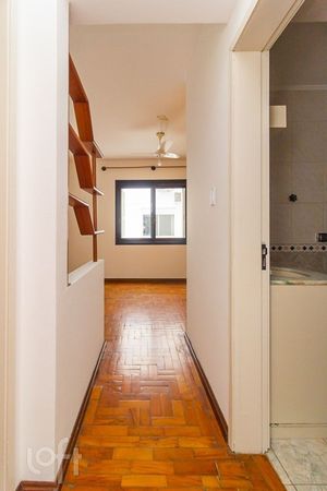 Image 6 - 236869