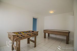 Image 32 - 236946