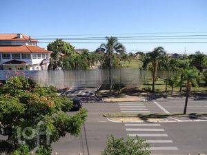 Image 19 - 237103