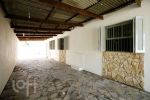 Image 40 - 237285