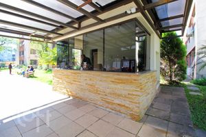 Image 15 - 237312