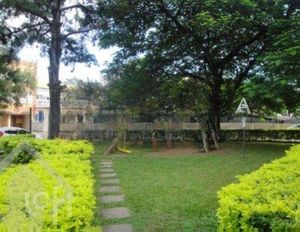 Image 19 - 237312