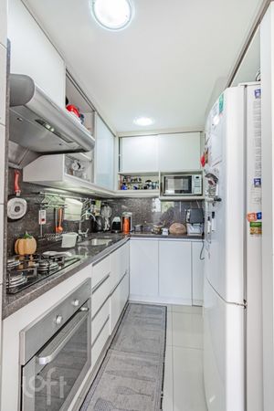 Image 17 - 237357