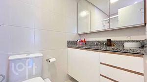 Image 34 - 237392