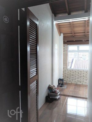 Image 14 - 237400