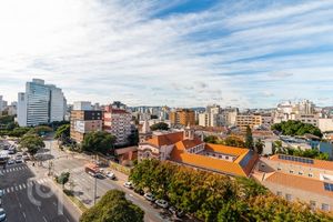 Image 11 - 237401