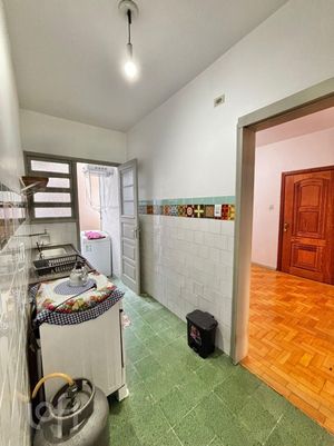 Image 1 - 237556