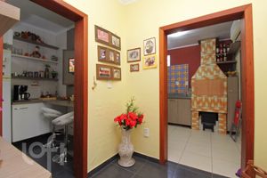 Image 33 - 237686