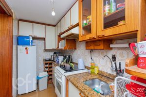 Image 8 - 237701