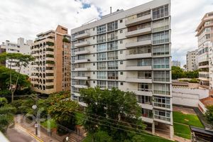 Image 32 - 237750
