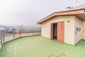 Image 30 - 237759