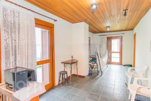 Image 34 - 237759