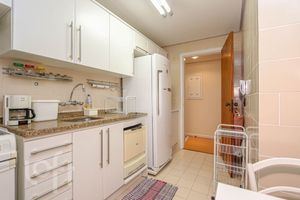 Image 7 - 237777