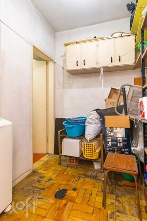 Image 19 - 237823