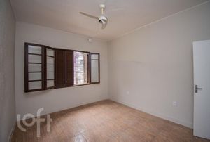 Image 39 - 237843