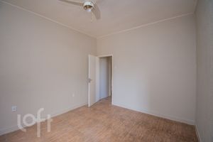 Image 40 - 237843