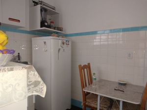 Image 10 - 237853