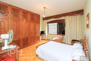 Image 70 - 237875