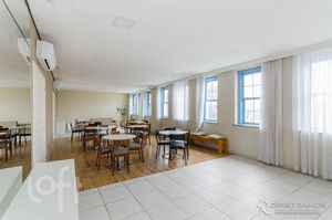 Image 33 - 238006