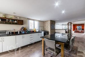 Image 3 - 238205