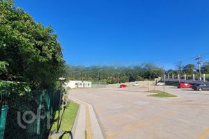 Image 19 - 238285