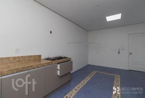 Image 21 - 238599