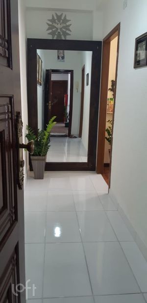 Image 19 - 238680