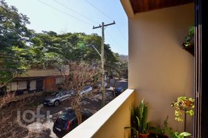 Image 30 - 238704