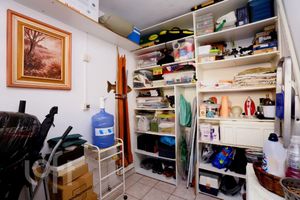 Image 36 - 238704