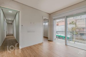 Image 27 - 238953