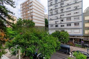 Image 30 - 238990