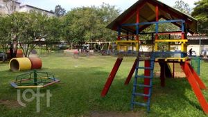 Image 17 - 239006