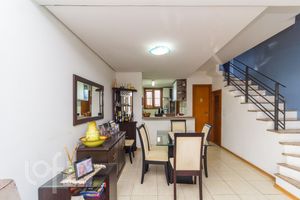 Image 24 - 239105