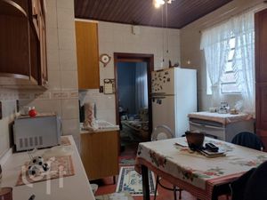 Image 19 - 239228