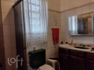 Image 18 - 239228