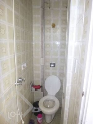 Image 19 - 239301
