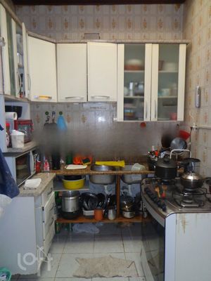 Image 10 - 239326