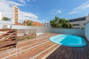 Image 19 - 239356