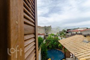 Image 23 - 239428