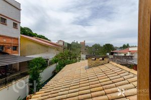 Image 20 - 239428